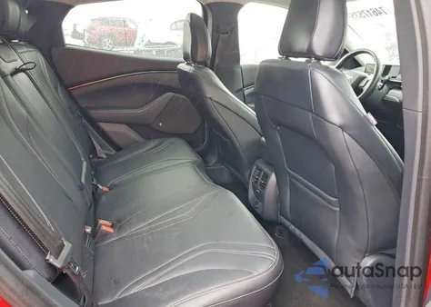 2021 Ford Mustang Mach-E Premium z USA, uszkodzony, nr VIN 3FMTK3R7XMMA44420